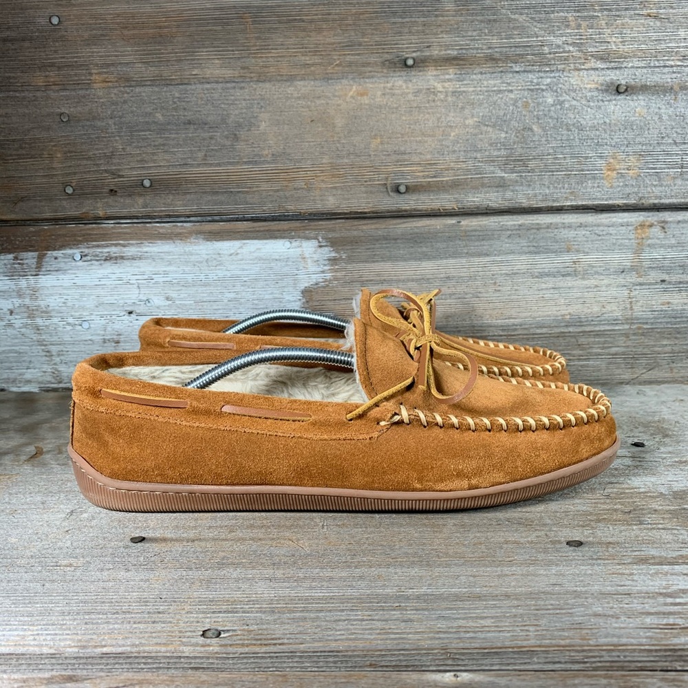 Minnetonka Pile Lined Hardsole Moccasins
